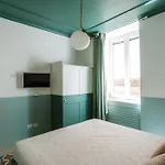 Apartment Flat 13