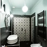 Apartment Flat 13 *