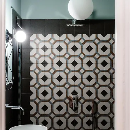 Flat 13 * Sorrento