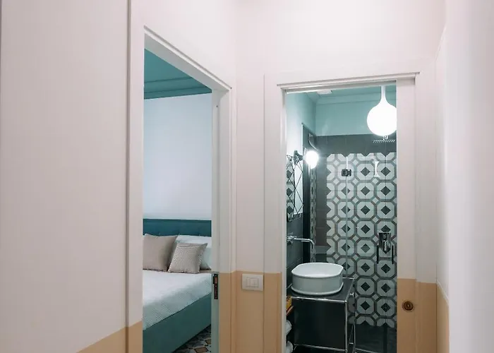 Flat 13 سورينتو