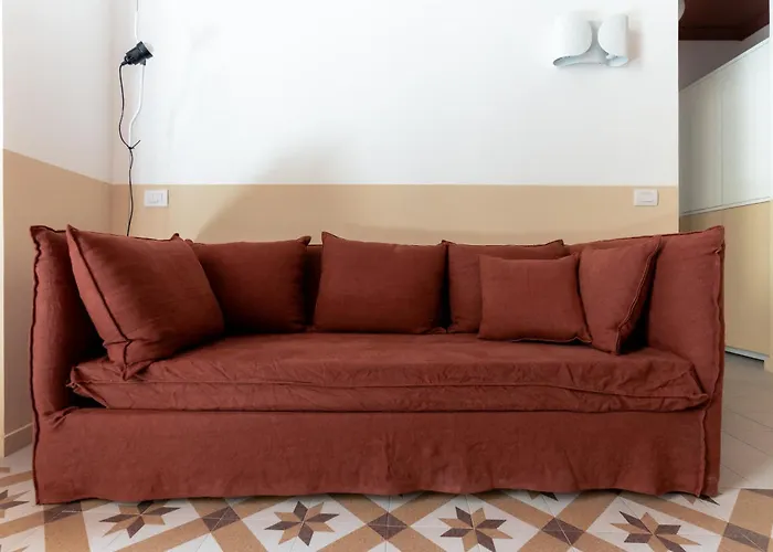 Flat 13 * سورينتو